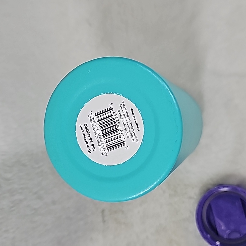 Hydro Flask 32oz Wide Mouth Mint - Picture 5 of 6